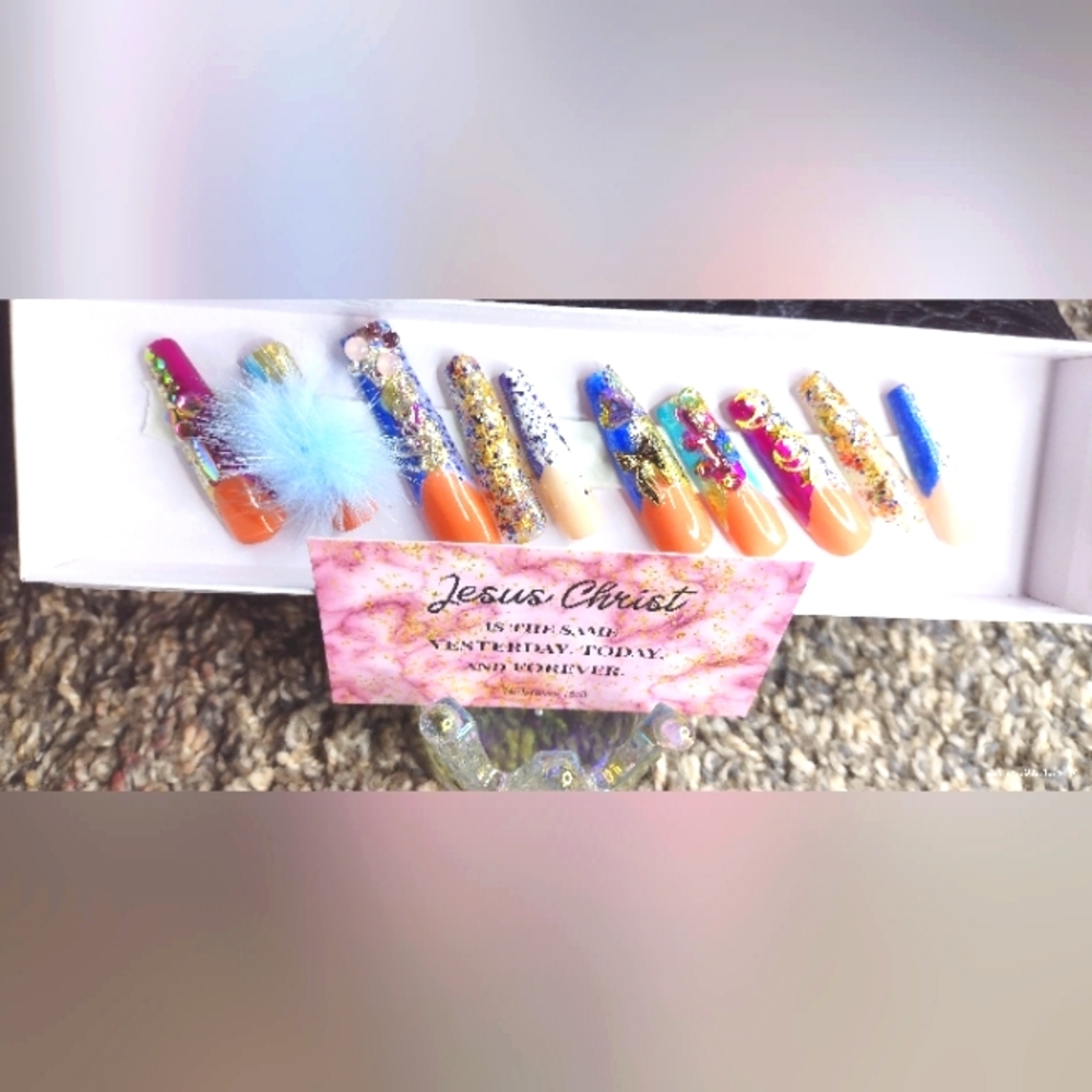 Non Acrylics Press On nails Set